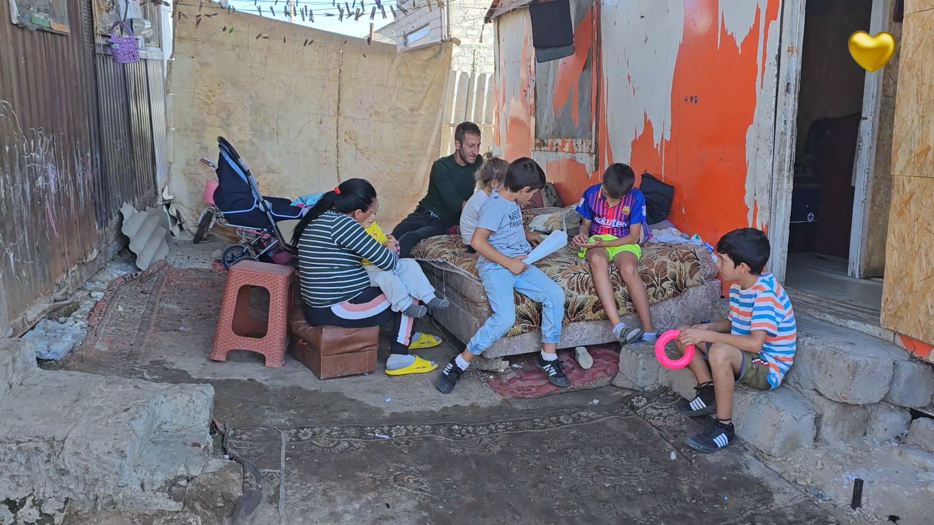 Մկրտչյանների ընտանիք, ք. Երևան, Շենգավիթ համ.